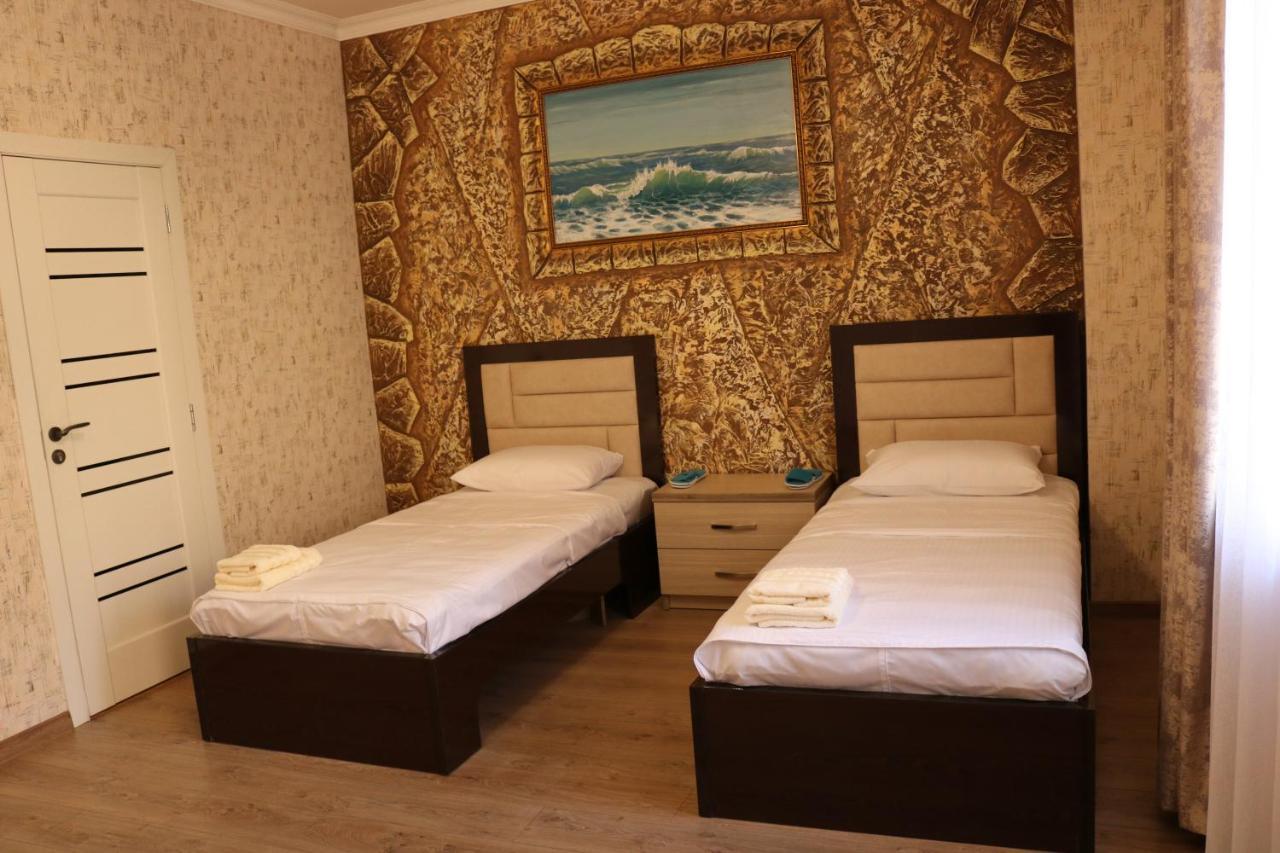 Areni Yenokyans' Riverside Hotel المظهر الخارجي الصورة